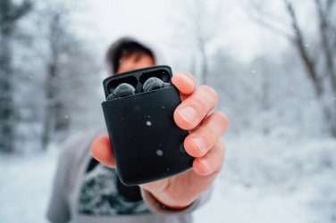 Logotrade werbemittel das Foto: Skywave Solar-Kopfhörer aus RCS recyceltem Kunststoff