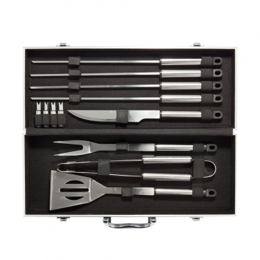 Logotrade Geschäftsgeschenke das Foto: Grillset Profi