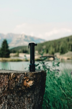 Logotrade werbemittel das Foto: Gear X Hochleistungs-Auto-Leuchte aus RCS recyceltem Alu