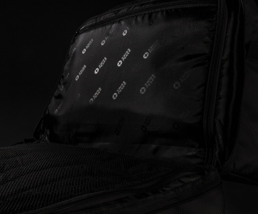 Logotrade Firmengeschenke das Foto: Swiss Peak RFID Wochenendtasche mit Kofferöffnung