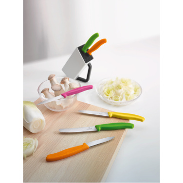 Logotrade Firmengeschenke das Foto: Tomaten- und Wurstmesser SwissClassic Victorinox
