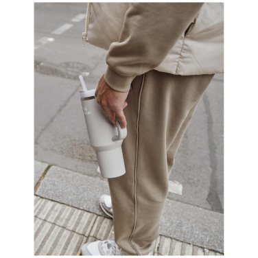 Logotrade Werbegeschenke das Foto: Stanley 1200 ml Quencher H2.0 Thermobecher