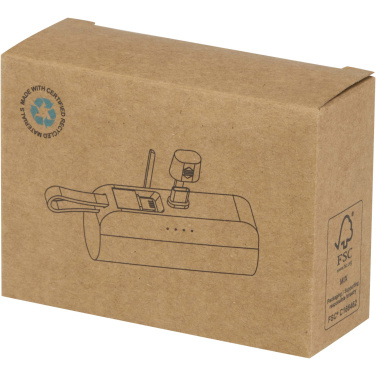 Logotrade Werbegeschenke das Foto: Alnair 10 W 5000 mAh Typ C Powerbank aus recyceltem Kunststoff mit integriertem Klappständer und 2 in 1 Kabel