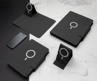 Logo trade promotional giveaway photo of: Artic Magnetic 10W wireless charging A4 portfolio