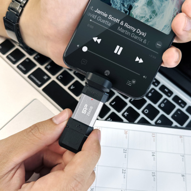 Logo trade promotional gift photo of: Pendrive Silicon Power Mobile - C51 3.2, 64GB