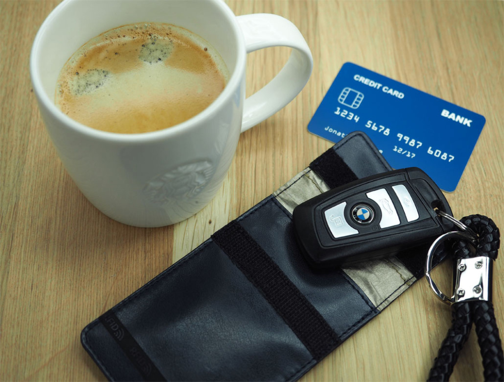 Logo trade promotional items picture of: RFID Signal Blocking case 1222119