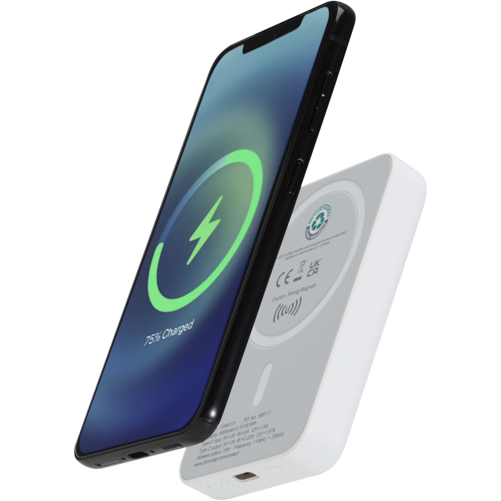 Logo trade promotional gift photo of: Acrab 5000 mAh 15W magnetic wireless power bank with 20W PD - made from recycled plastic