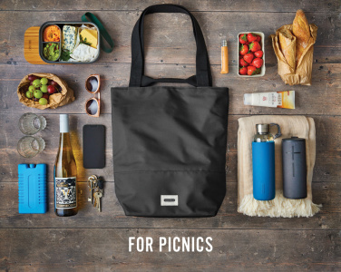 Logotrade promotional gift image of: Black+Blum 16L Insulated Tote/ Cooler Bag