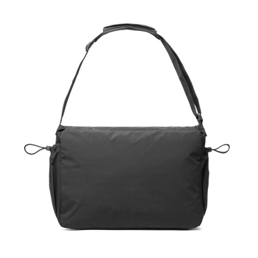 Logo trade promotional items image of: KENTO URBAN RCS recycled nylon 15.6 inch Messenger