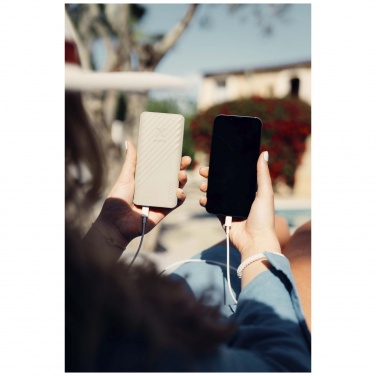 Logotrade reklaamtoote foto: Xtorm XG220 Go2 15W 20 000 mAh kiirlaadimisega akupank 