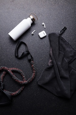 Logotrade reklaamtoote foto: VINGA GRS RPET spordirätik, 40 x 80 cm