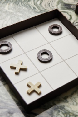 Logotrade reklaamkingituse foto: VINGA Criss-cross kohvilauamäng