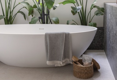 Logo trade ärikingi pilt: Ukiyo Hisako AWARE™ 4 Seasons rätik/tekk 100x180