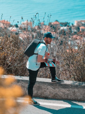 Logotrade reklaamkingid pilt: Bobby Hero Väike vargusevastane seljakott