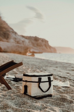 Logo trade reklaamkingituse pilt: VINGA Volonne AWARE™ taaskasutatud lõuendist külmakott