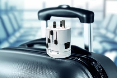 Logo trade firmakingid foto: PRO maailm ja USB. 3-poolne