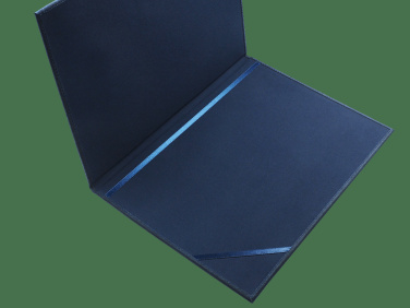 Logotrade ärikingi foto: Diplomi kate 152326