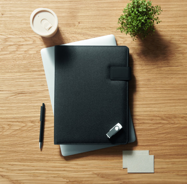 Logo trade ärikingituse pilt: BURGUS A4 kaust ja juhtmevaba laadija