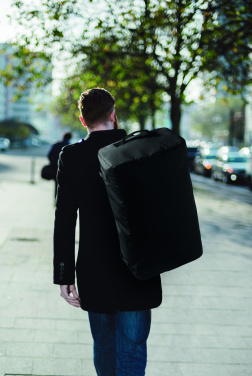 Logo trade reklaamkingituse pilt: MOUNTAIN presendist reisikott