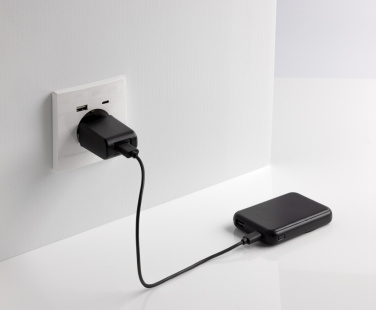 Logo trade firmakingid foto: Stellar RCS taaskasutatud plastist 5000 akupank