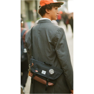 Logotrade firmakingituse foto: Herschel Cove taaskasutatud õlakott 22,5L