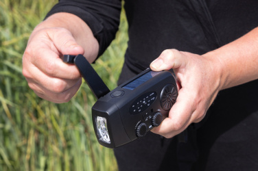 Logo trade reklaamkingitused foto: RescueWave RCS taaskasutatud plastist hädaabiraadio