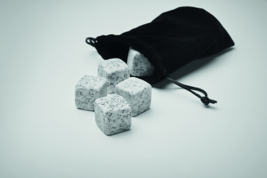 Logo trade ärikingid foto: 9 kivist jääkuubikute komplekt karbis ABERDEEN