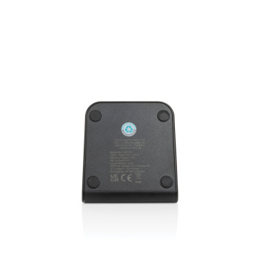 Logo trade ärikingituse pilt: VoltPerch RCS taaskasutatud plastist 15W magnetiline juhtmevaba laadija