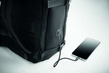 Logotrade reklaamtooted pilt: FLYHIGH salongisuuruses käsipagasi seljakott