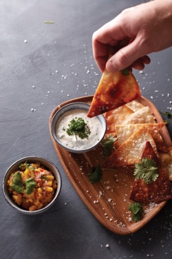 Logotrade mainostuotet kuva: VINGA Nomimono Tarjoilusetti