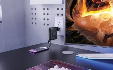 Logo trade liikelahja kuva: Urban Vitamin Oxnard 5 in 1 65W yleislaturi