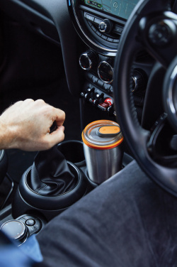 Logo trade liikelahjat mainoslahjat kuva: Black+Blum eristetty juomapullo matkalle 600ml