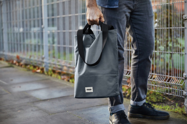 Logotrade liikelahja mainoslahja kuva: Black+Blum 16 L eristetty kauppa-/retkilaukku
