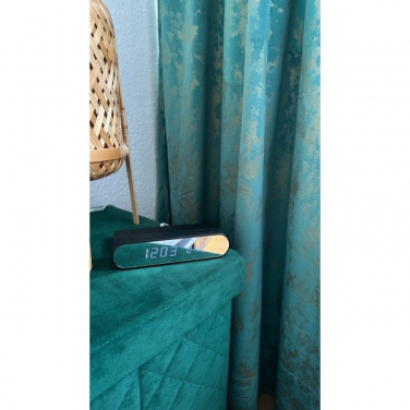 Logotrade mainoslahjat ja liikelahjat tuotekuva: Herätyskello ja langaton laturi ADELAIDE