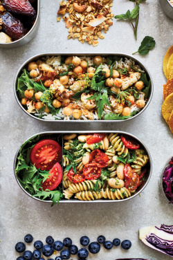 Logotrade liikelahjat mainoslahjat tuotekuva: Black+Blum teräksestä valmistettu kaksiosainen eväsrasia