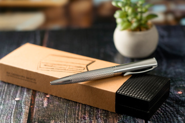 Logotrade dāvanas foto: Metāla lodīšu pildspalva CHESTER