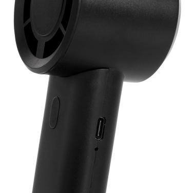 Logotrade Ideja dāvanas foto: Pārnēsājams ventilators no pārstrādātas plastmasas, kas ir atkārtoti uzlādējams Twist RCS