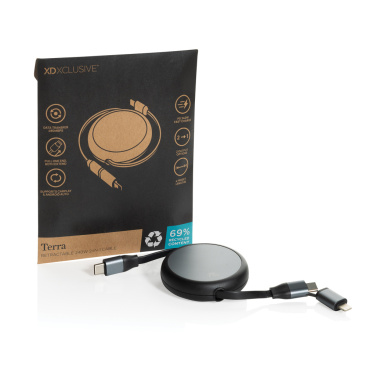 Логотрейд бизнес-подарки картинка: Втягивающийся кабель Terra RCS 2-в-1 из переработанного алюминия мощностью 240 Вт