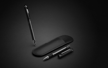 Logotrade profilreklam bild: Swiss Peak lyxigt pennset i PU fodral