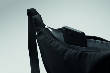 Logotrade profilreklam bild: Crossover väska i 400D oxford