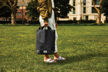 Logotrade kampanjprodukter bild: Black+Blum 16L Isolerad Tote-/Kylväska