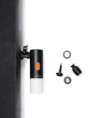 Logotrade kampanjprodukter bild: Nordic Drift Titan portabel luftpump & campinglampa